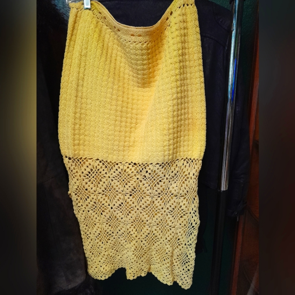 Vintage crochet skirt, size L